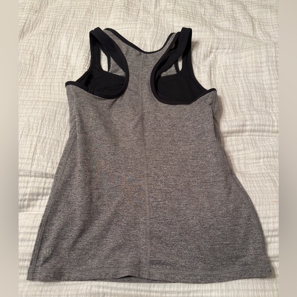 Lululemon Inspiration Tank - Size 6 - Picture 7 of 12